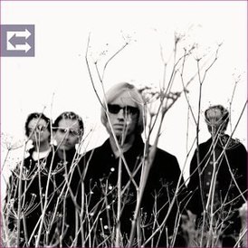 Обложка альбома Tom Petty and the Heartbreakers «Echo» (1999)