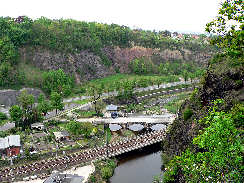 Файл:Plauenscher Grund bei Dresden 2009.jpg