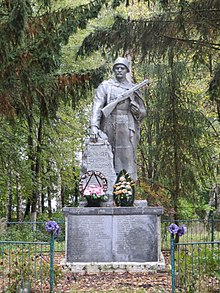 Воинский мемориал в деревне Ясна Зирка