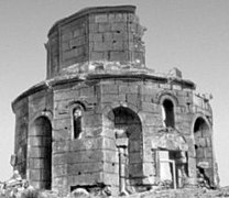 Ruinas de la iglesia de Zoravar