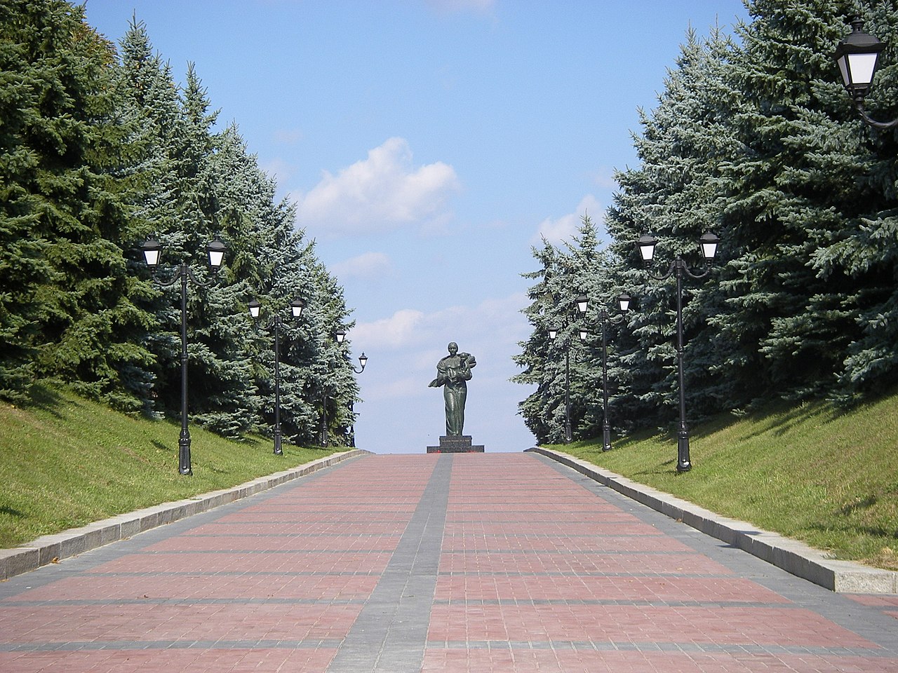 Парк Великой Отечественной Войны. г.Канев, Черкасская обл., Украина
