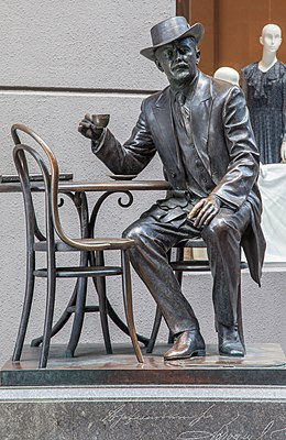 Monument à V. Gorodetsky à Kyiv