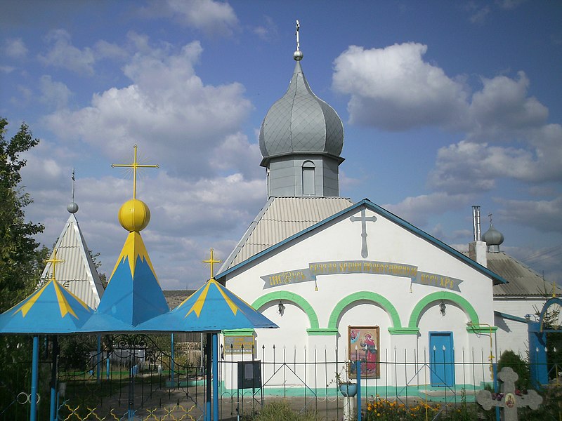 Файл:Церковь Ксении Петербургской.JPG
