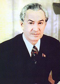 Askar Kunaev.jpg