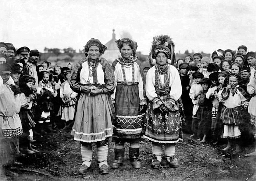 Народы тульской области. Крестьяне Тульской губернии 19 век. Тульская Губерния 19 век. Костюм Однодворцев Тамбовской губернии. Крестьянка Рязанской губернии 19 век.