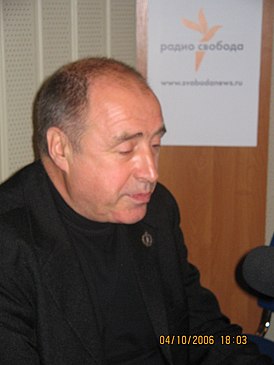 Ю. М. Лучинский на Радио «Свобода». Фотография 2006 года