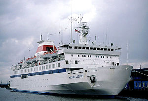 * Михаил Суслов (1982–1989)\n* Пётр Первый (1989–2001)\n* Ocean Empress (2001–2003)