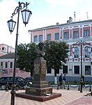 Памятник герою войны 1812 года генералу А. Н. Сеславину