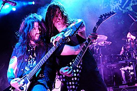 Robb Flynn y Phil Demmel actuando en Sonisphere 2012