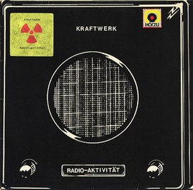 Обложка сингла Kraftwerk «Radioactivity» (1976)