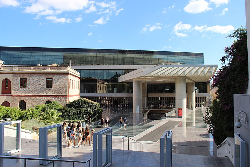 Файл:Athens Acropolis Museum (28337763772).JPG