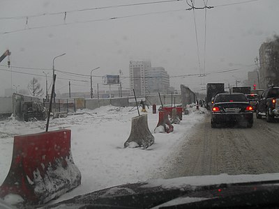 Зона строительства перехода. Перекрёсток улиц Декабристов, Ибрагимова, Чистопольская, Вахитова