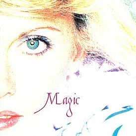 Обложка альбома Оливии Ньютон-Джон «Magic: The Very Best of Olivia Newton-John» (2001)