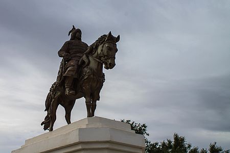 Памятник Убаши-хану в Элисте
