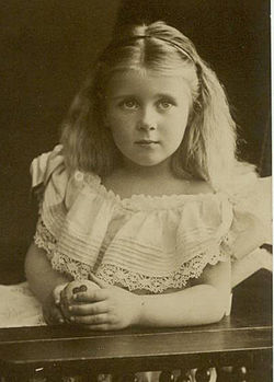 Фотография герцогини Альтбурги Ольденбургской в 1907 году.