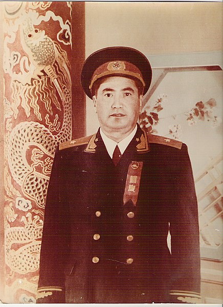 Файл:Zunun Taipov.jpg