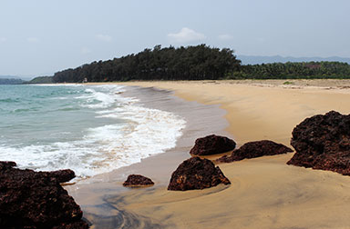 सञ्चिका:24 feat Galgibag-beach-goa.jpg