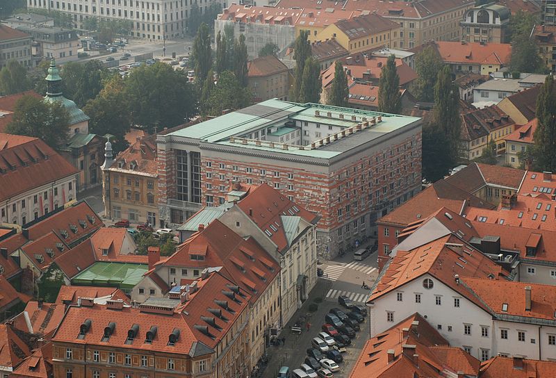 Slika:National Library Ljubljana 2010.jpg