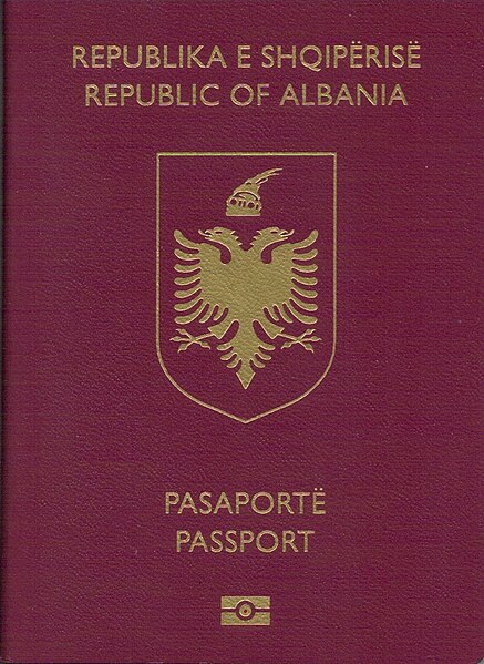 Skeda:Pasaporta shqiptare biometrike.jpg