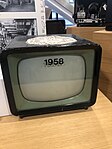 Crno beli TV prijemnik iz 1958. godine