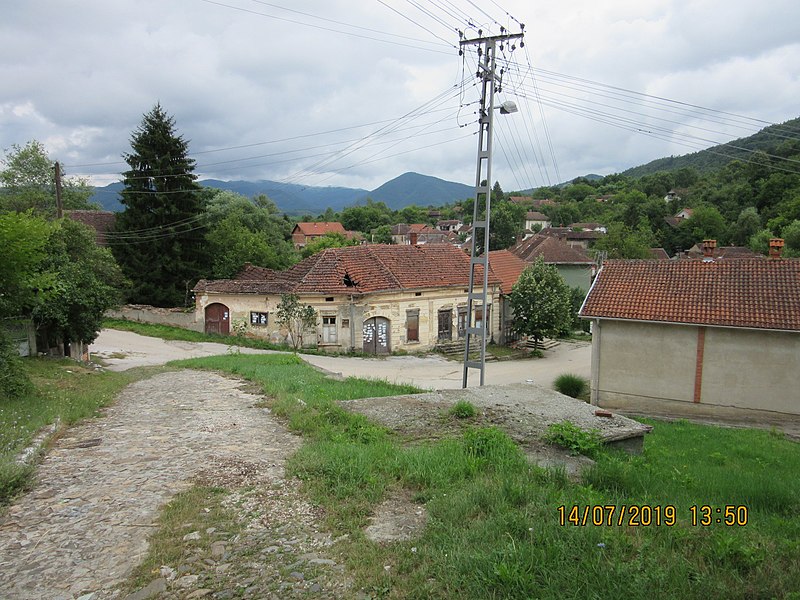 Датотека:Veliko Bonjince 2019 centar 3.JPG