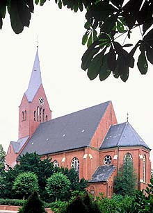 Bielde:Kirche-Ramsloh.jpg