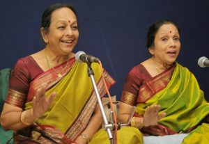 దస్త్రం:Bombaysisters.jpg