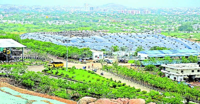 దస్త్రం:Jawaharnagar Dumping Yard.jpg