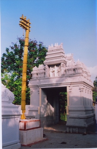 దస్త్రం:Tallapaka Chennakesava Temple2.jpg