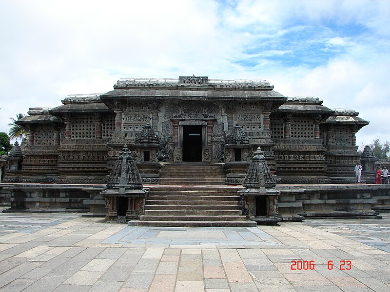 దస్త్రం:Belur.jpg