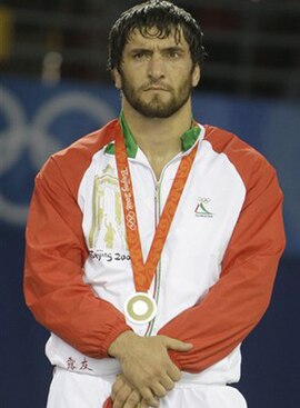 Юсуф Абдусаломов - барандаи медали нуқраи Пекин-2008.jpg