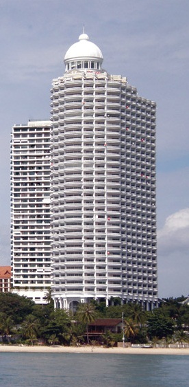 ไฟล์:Park Beach Condominium Pattaya.jpg