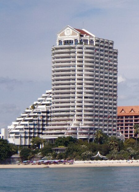 ไฟล์:Silver_Beach_Condominium_Pattaya.jpg