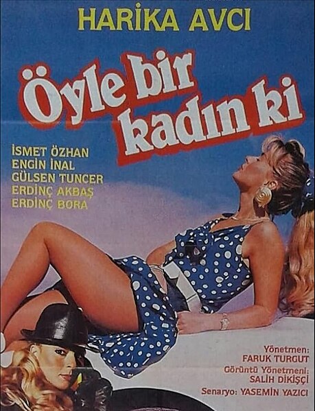 Dosya:Öyle Bir Kadın Ki Film Afişi.jpg