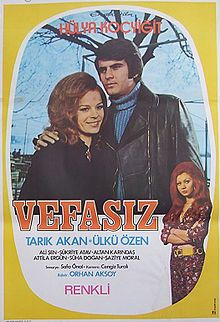 Vefasız film afişi