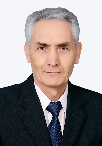 Файл:Р.Т.Азнабаев.jpg