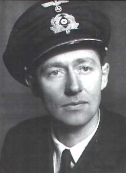 Файл:Kapitänleutnant Herbert Schneider.jpg