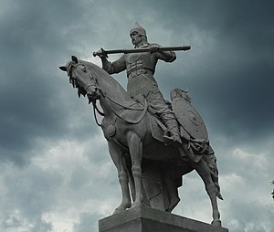 Пам'ятник Великому князю київському Святославу Хороброму
