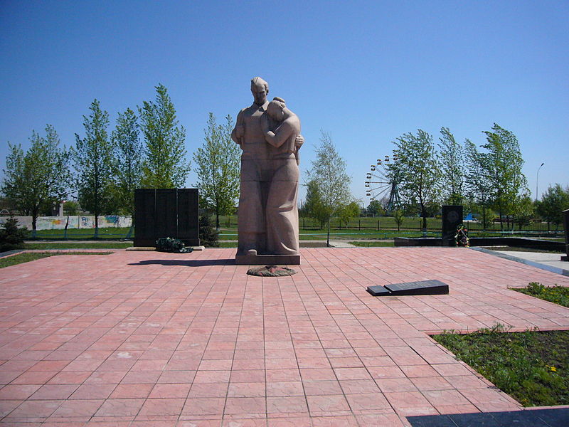 Файл:Ternivka War Memorial.jpg