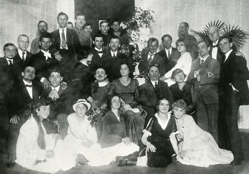 Файл:Molodyi Teatr 1918.jpg