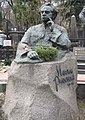 Надгробок Максима Рильського на Байковому кладовищі у Києві