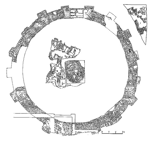 Файл:Kyiv rotonda fundament.jpg