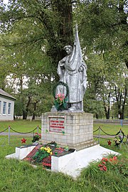 Братська могила воїнів у Вовчкові.jpg