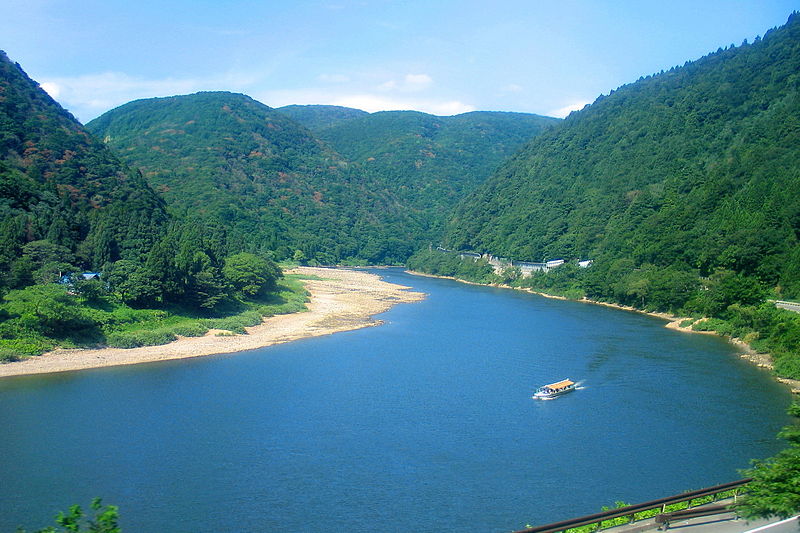 Файл:Tozawa Mogami Gorge Of Mogami River 1.JPG