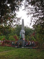 Пам'ятний знак на честь воїнів-односельців, село Антонівка,.jpg