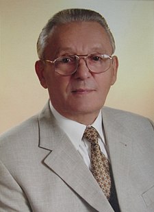Професор Монастирський В.А. (1995)
