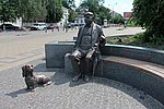 Пам'ятник Миколі Яковченку Прилуки.JPG
