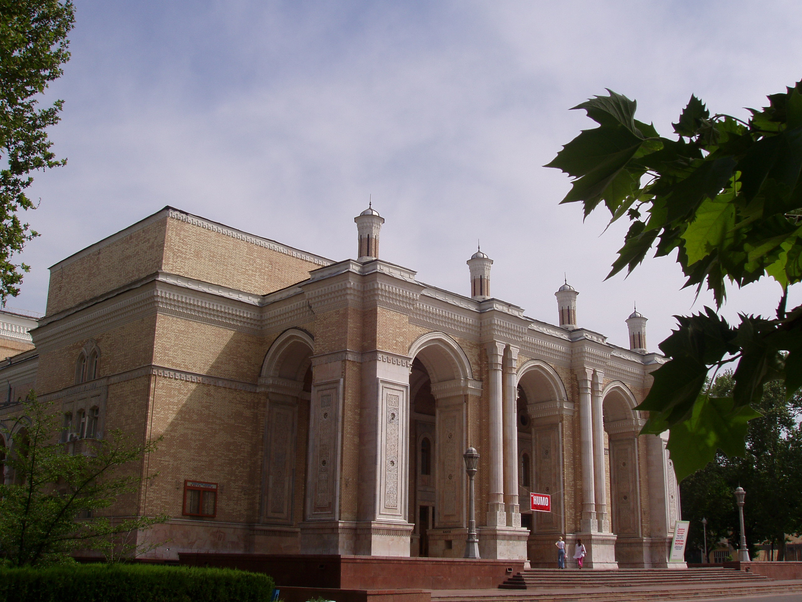 Театр оперы и балета в Ташкенте Щусев