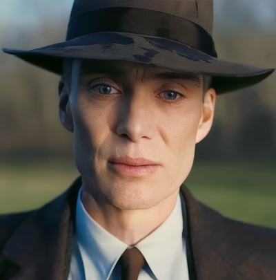 Tập tin:Oppenheimer - Cillian Murphy - Film screenshot.jpg