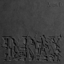 Bìa album có chữ "D-Day" được viết theo kiểu lỗi bằng chữ hoa trên nền màu đen xám với tên nghệ sĩ được viết hoa ở trên cùng